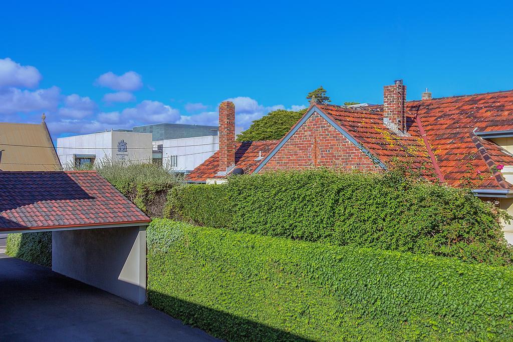 Redwood Manor Motel Apartments Warrnambool Exterior foto